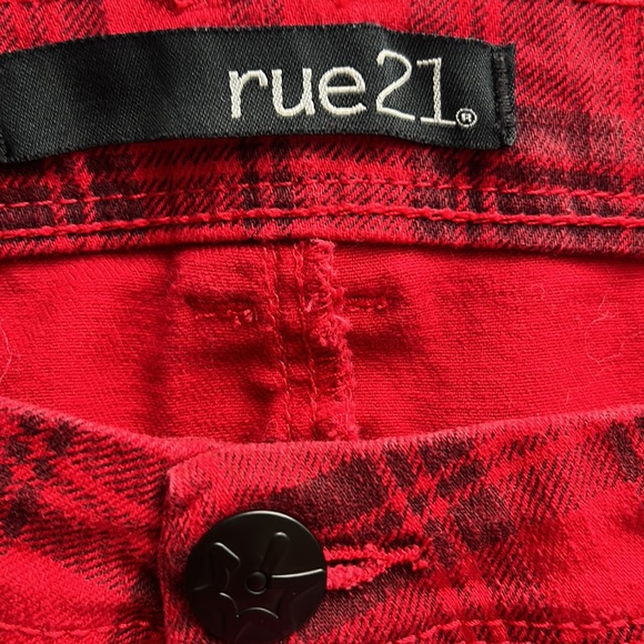 Rue 21 Red & Black Plaid Skinny Leggings, Size 9/10 - Picture 4 of 5